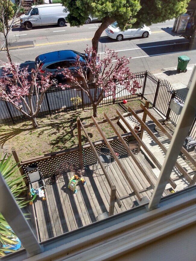Foto del edificio - 5521 Shattuck Ave