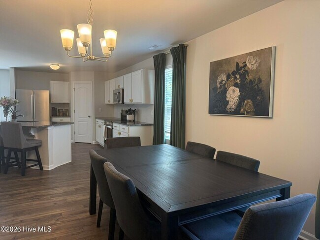 Foto del edificio - 765 Conductor Ct