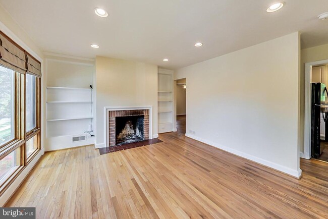 Building Photo - 4709 Edgefield Rd