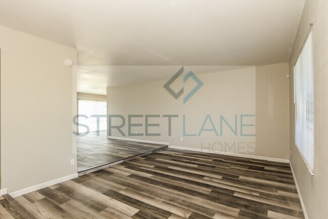 Foto del edificio - Charming 4 Bedroom in Phoenix!