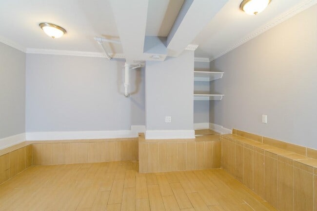 Building Photo - 334 E 100th St