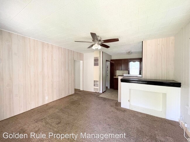 Building Photo - 1 br, 1 bath House - 813 E 8th Ave