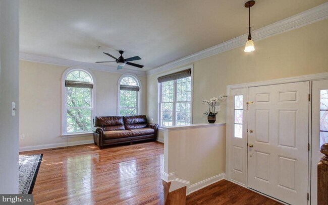 Foto del edificio - 22100 Fair Garden Ln