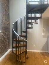 Building Photo - 94 4th Ave