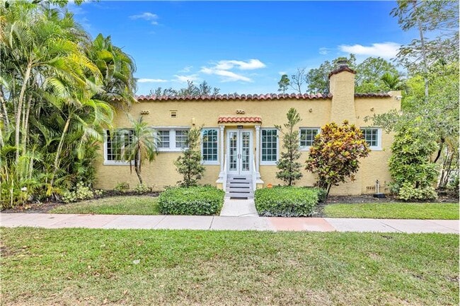 Photo - 1503 Genoa St House