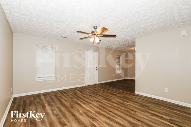 Building Photo - 161 Caldwell Dr