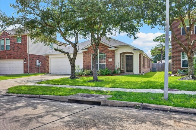 Building Photo - 2606 Cypress Springs Dr