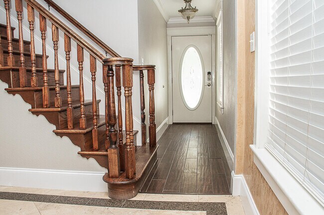 Foto del edificio - 262 Twin Lakes Ln