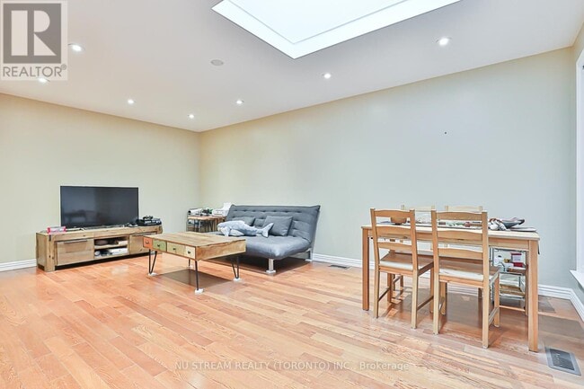 Building Photo - 68 Proctor Ave