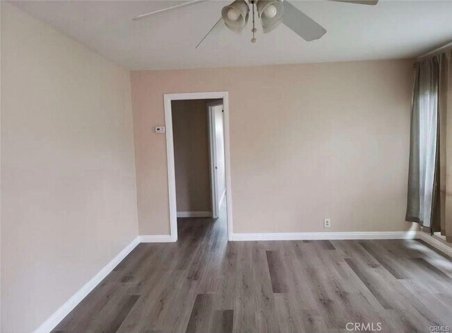 Foto del edificio - 937 S Farber Ave