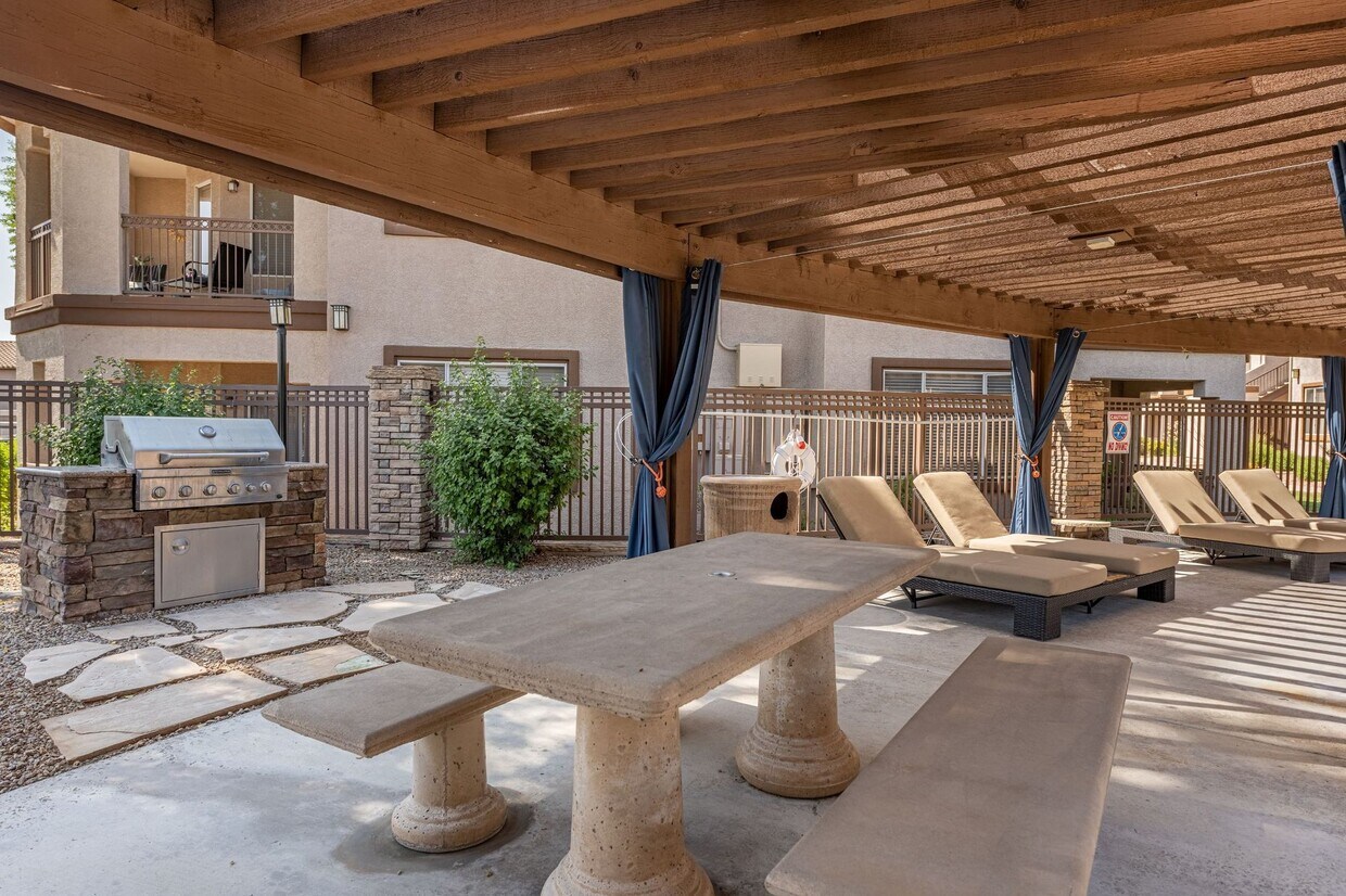 Azure Creek At Tatum Ranch Apartments Cave Creek, AZ