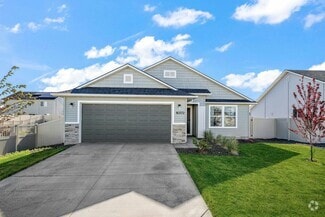 Building Photo - 16372 Whitley Ave