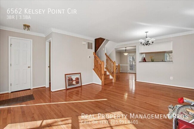 Foto del edificio - 6562 Kelsey Point Cir