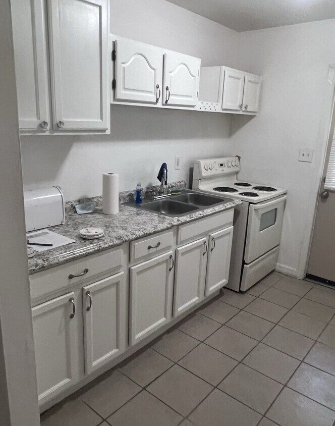 Foto del edificio - 5120 E Seneca Ave