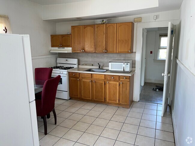 Building Photo - 77 Durand Pl