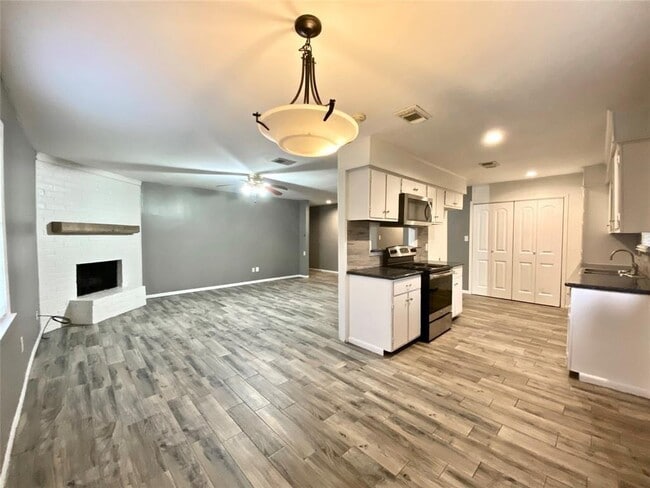Building Photo - 1312 Bay Ridge Blvd