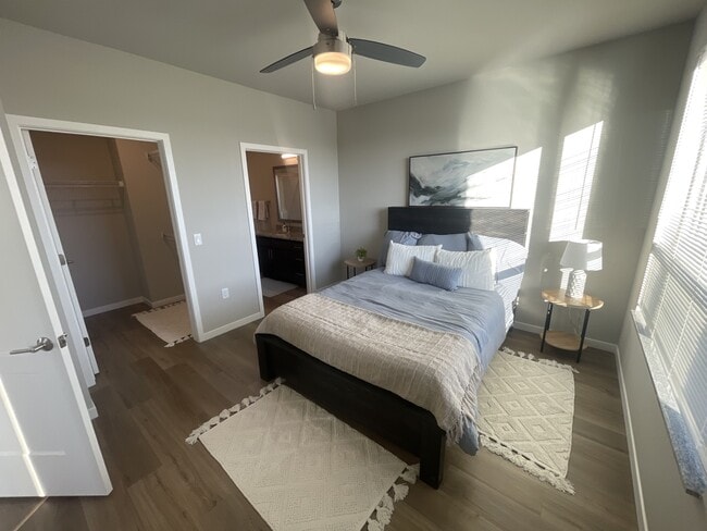 Foto del edificio - West End @ University Park