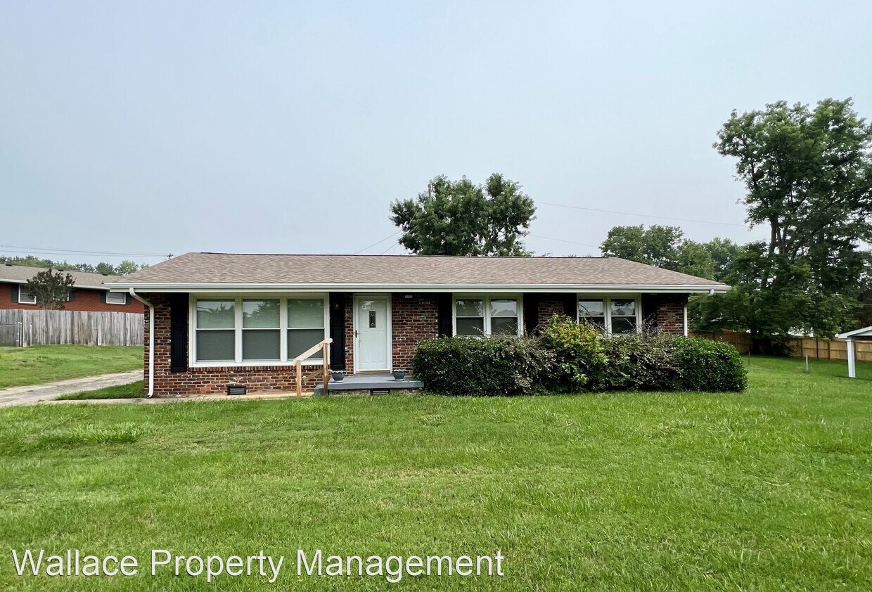 Primary Photo - 3 br, 2 bath House - 8039 Gleason Drive
