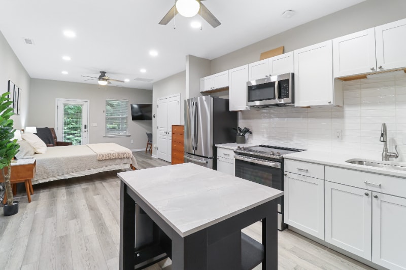 Photo - 100 Stratford Lakes Dr