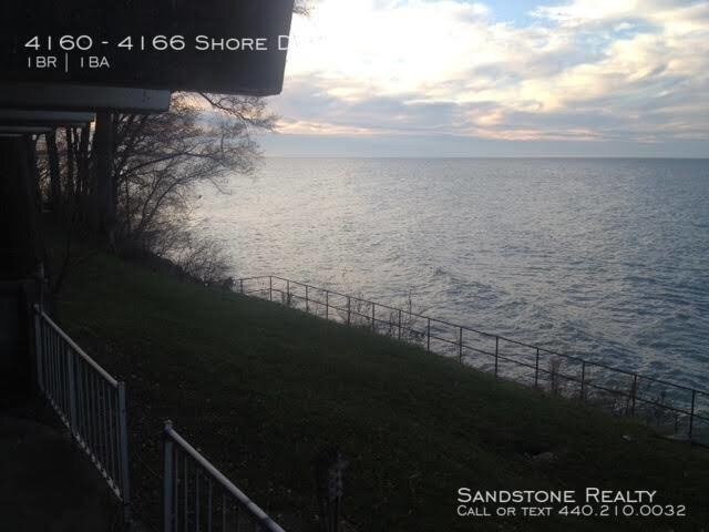 Building Photo - 4166-4166 Shore Dr