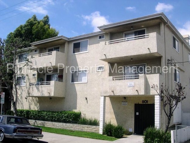 Foto del edificio - 1101 E South St