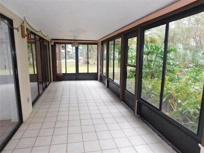 Foto del edificio - 60 Woods Landing Trail