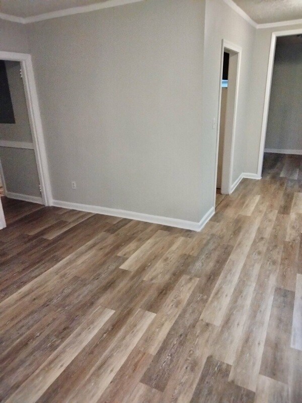 Building Photo - 920 Ontario St