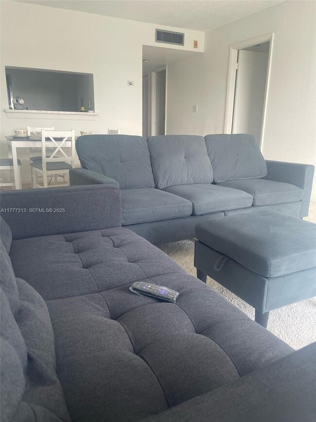 Building Photo - 496 NW 165th St