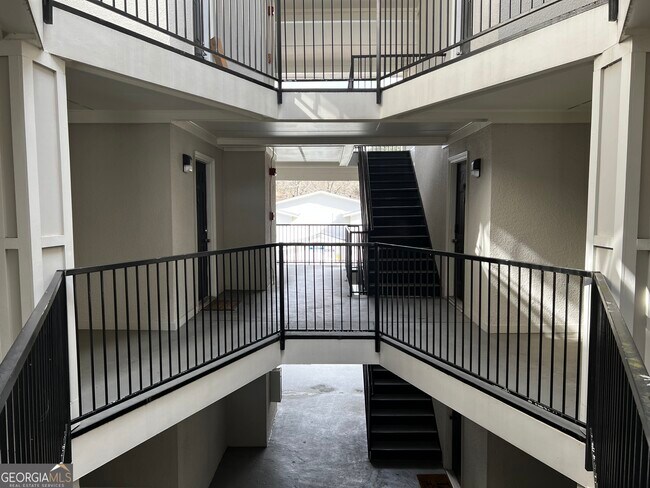 Foto del edificio - 1150 Collier Rd NW
