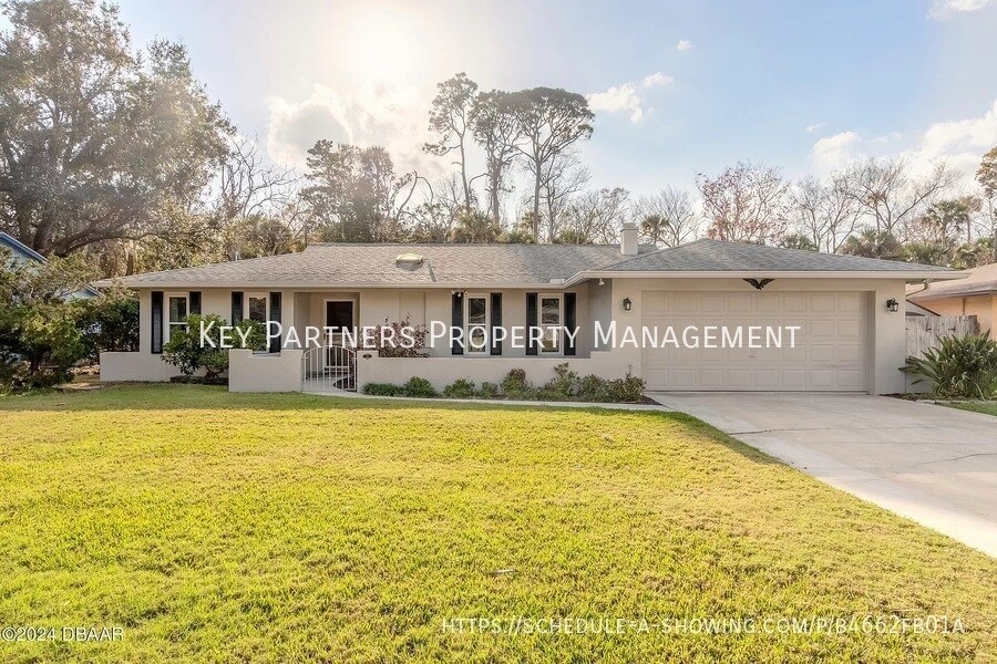 Primary Photo - 716 Lindenwood Cir W