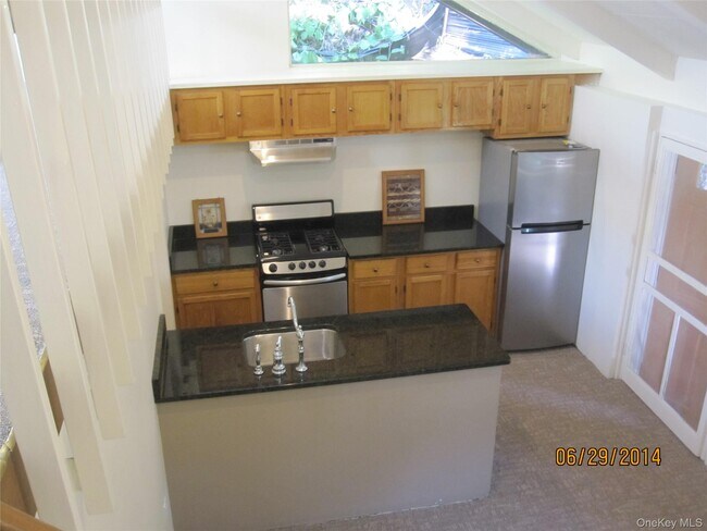 Foto del edificio - 909 US-9W