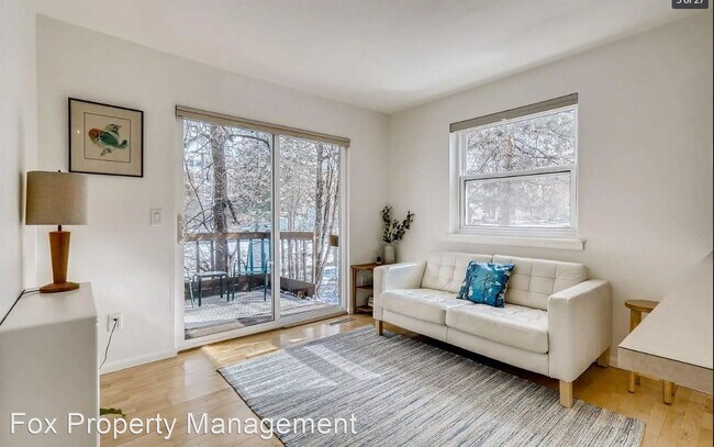 Building Photo - 1 br, 1 bath House - 1860 Walnut Street Ap...