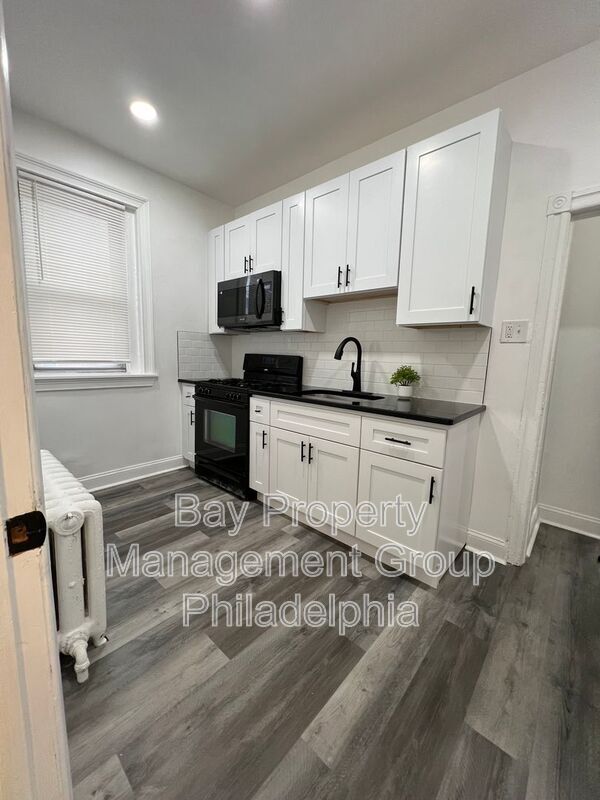 Building Photo - 6101 Locust St