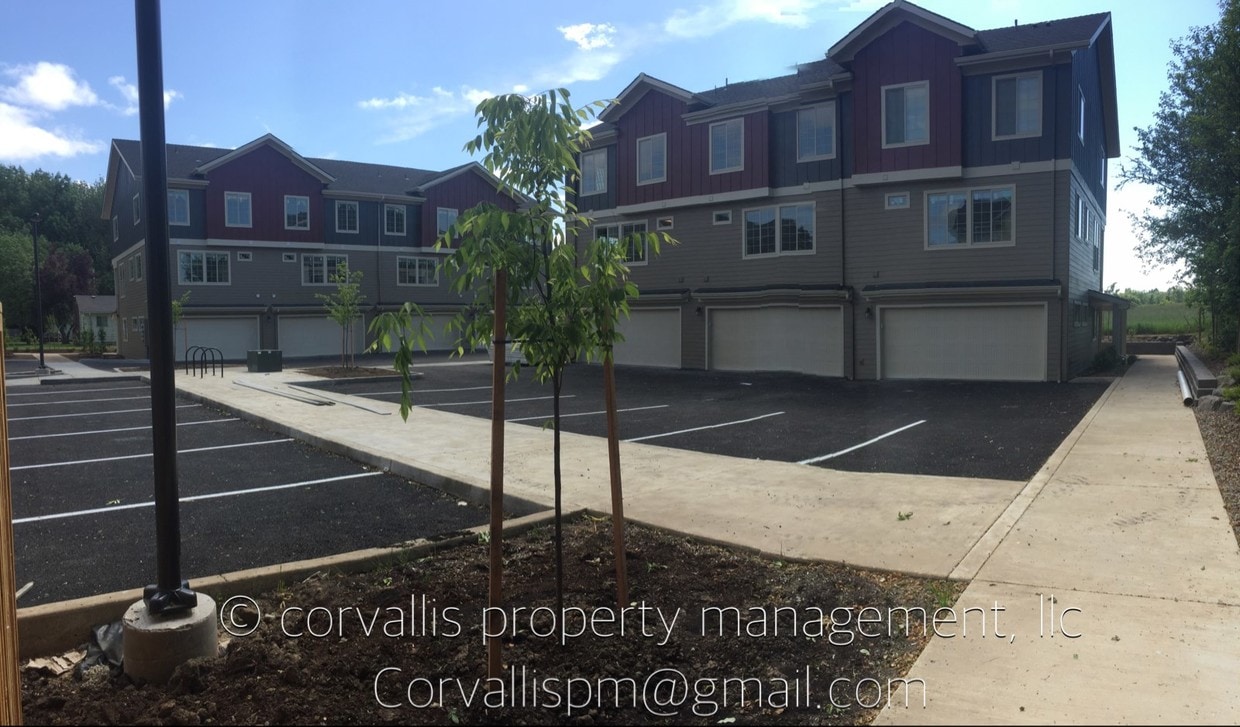 1200 SW 53rd St, Corvallis, OR 97333 Townhome Rentals in Corvallis OR