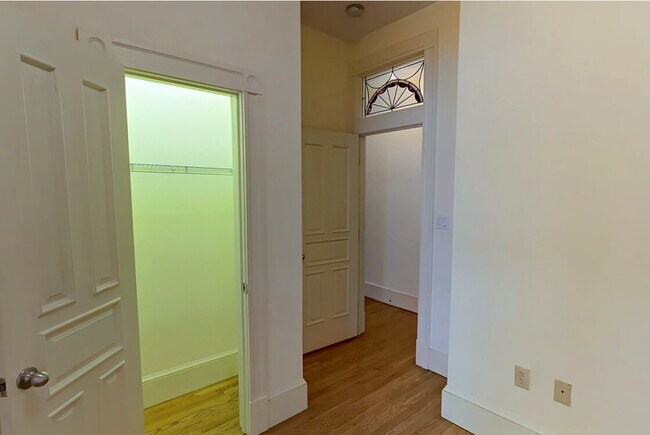 Foto del edificio - 191 Commonwealth Ave