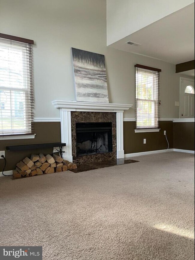 Foto del edificio - 509 Leon Cir