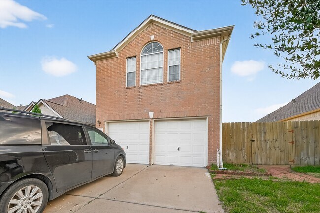 Foto del edificio - 12731 Heather Landing Ln
