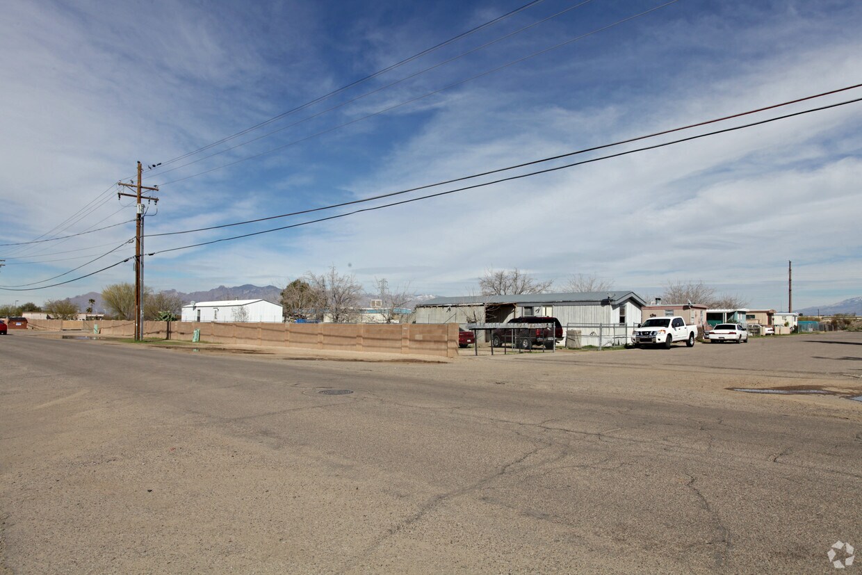 Primary Photo - Cottonwood Lane Mobile Pk