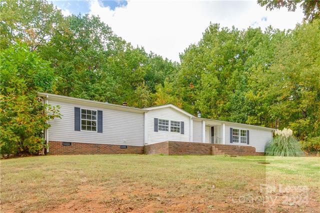 Building Photo - 4065 Bryant Jones Dr