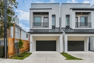 Building Photo - 5538 Darling St