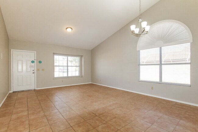Foto del edificio - 7741 W Comet Ave