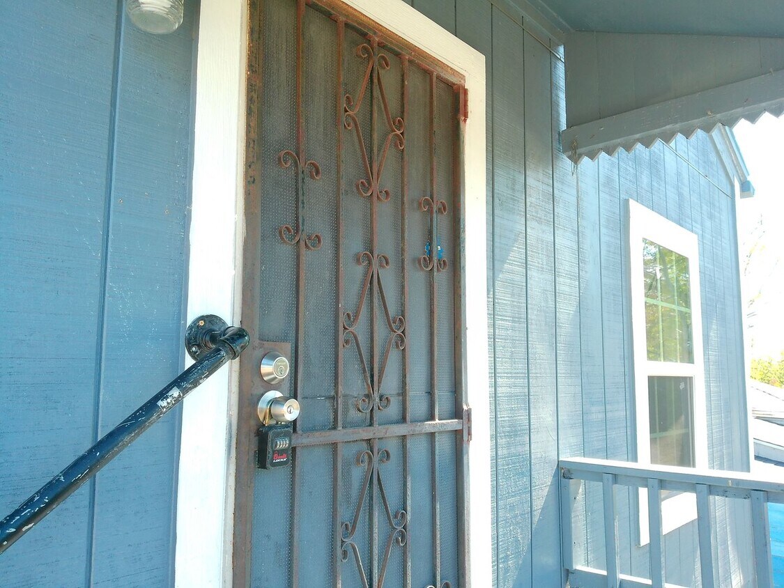 Foto principal - 801 S Alameda St