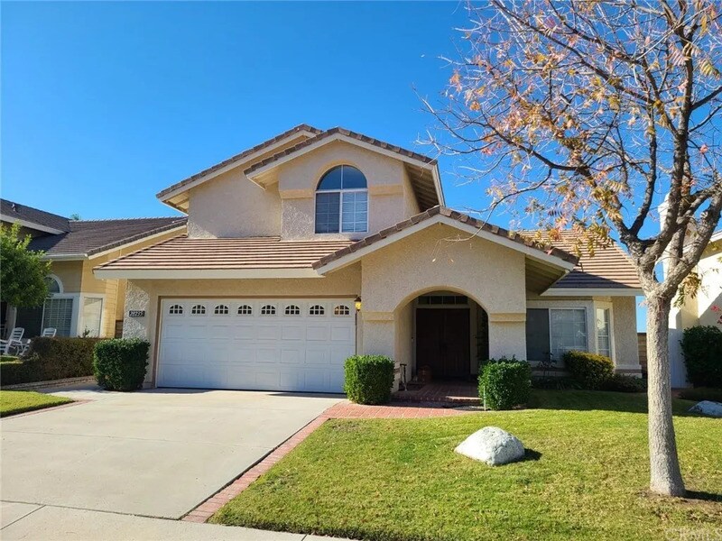 Primary Photo - 28235 Tamarack Ln