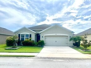 Building Photo - 925 Newton Cir