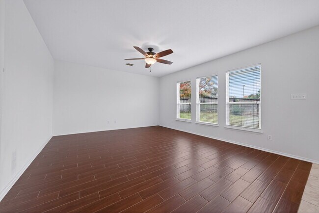 Foto del edificio - 23211 Kaitlyn Canyon