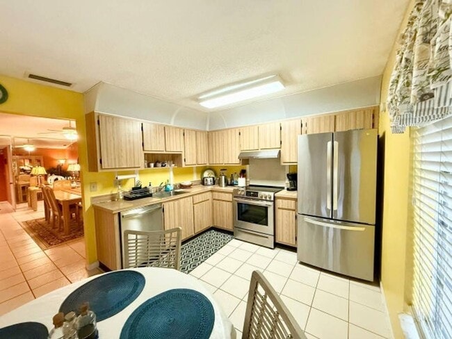 Foto del edificio - 5496 Viburnum Cir