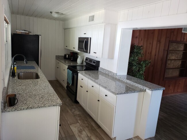 Foto del edificio - 712 N Warfield Ave