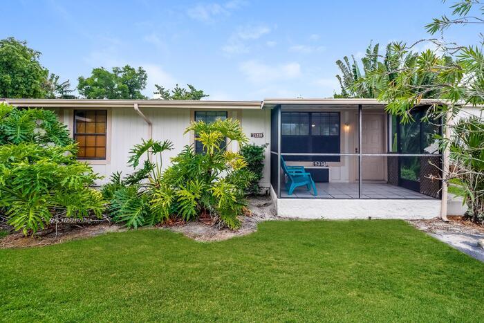 Primary Photo - COZY 1/1 LOCATED IN WOODGATE!