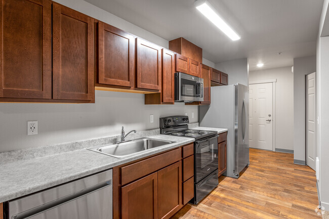 Studio - 604SF - The Remington Apartments