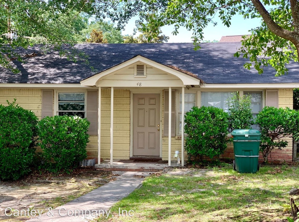 Primary Photo - 46-48 Carillon Ct